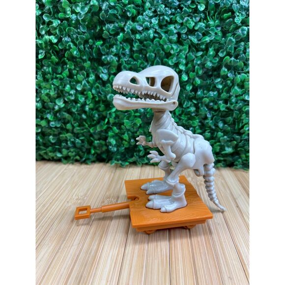 PJ Masks Dino Trouble T-Rex Action Figure 5.5" Dinosaur Skeleton Frog Box - Picture 1 of 7